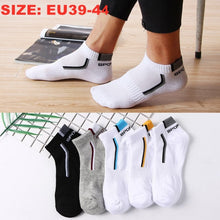 Load image into Gallery viewer, 5 Pairs /Pack Men Cotton Socks Breathable
